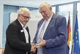Schulung zur Ladungssicherung für Mitarbeiter von GrünBau inklusiv